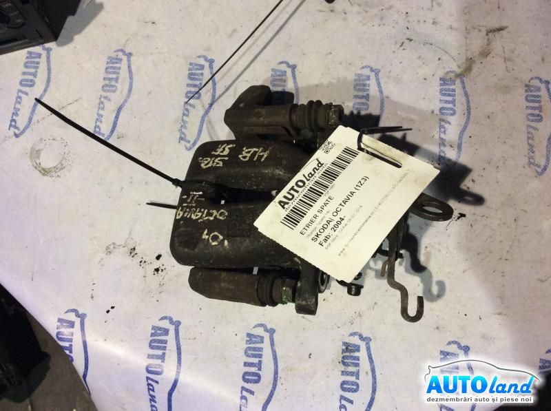 Etrier spate Stanga SKODA OCTAVIA (1Z3) 2004-2025