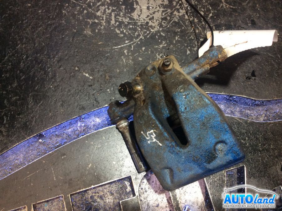 Etrier spate Stanga TOYOTA AVENSIS (T25) 2003-2025