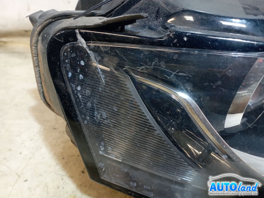 Far Dreapta AUDI A4 (8K2) 2007-2025 Cod 8K0941030C