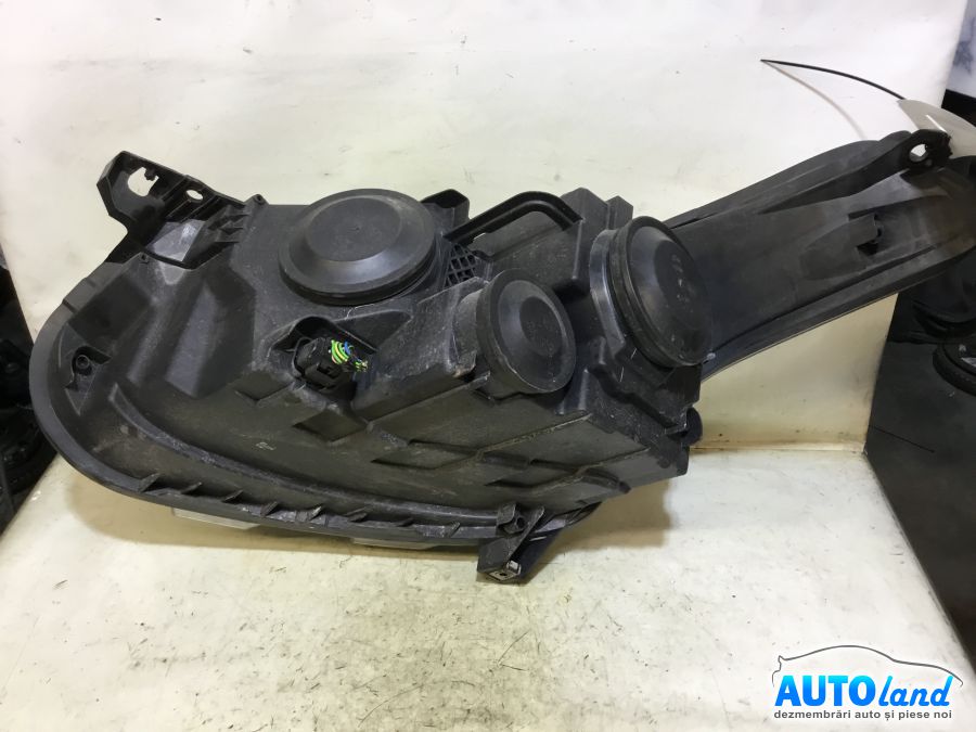 Far Dreapta CITROEN C3 Picasso 2009-2025 Cod 9681873680