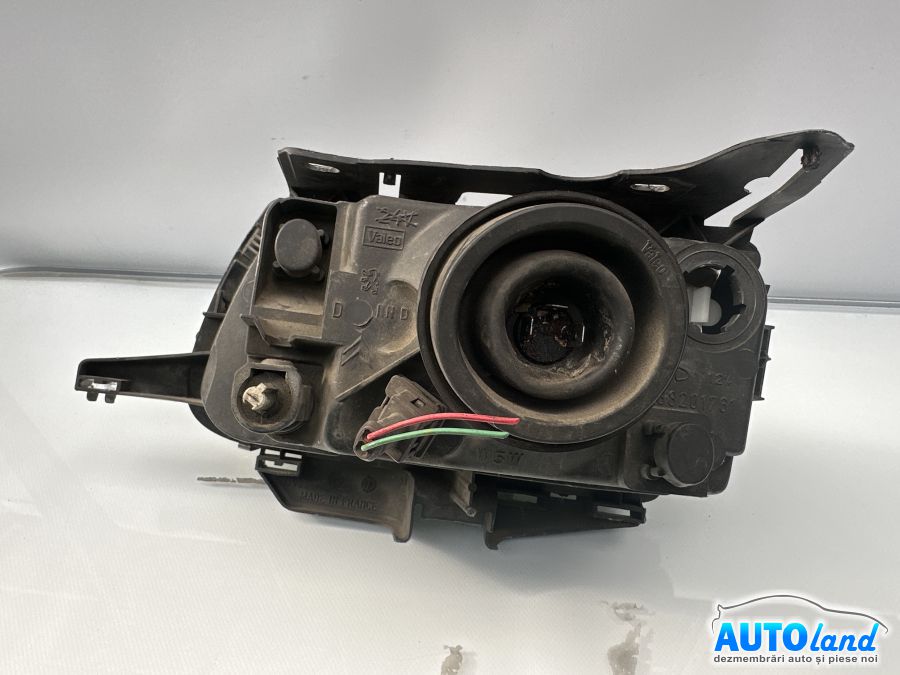 Far Dreapta CITROEN SAXO (S0,S1) 1996-2004 Cod 88201761