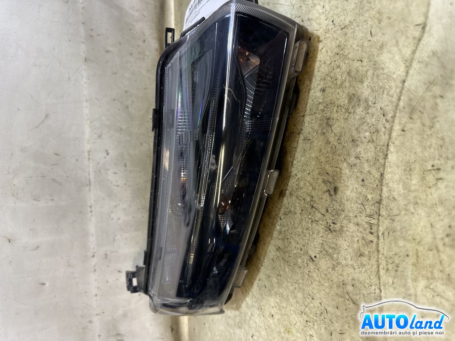 Far Dreapta DACIA SPRING 2021-2025 Cod 266008993R