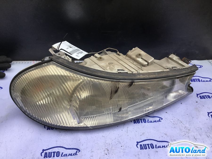 Far Dreapta FORD MONDEO II (BAP) 1996-2000