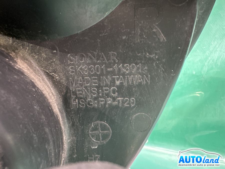 Far Dreapta MERCEDES-BENZ C-CLASS (W203) 2000-2025 Cod SK330111301