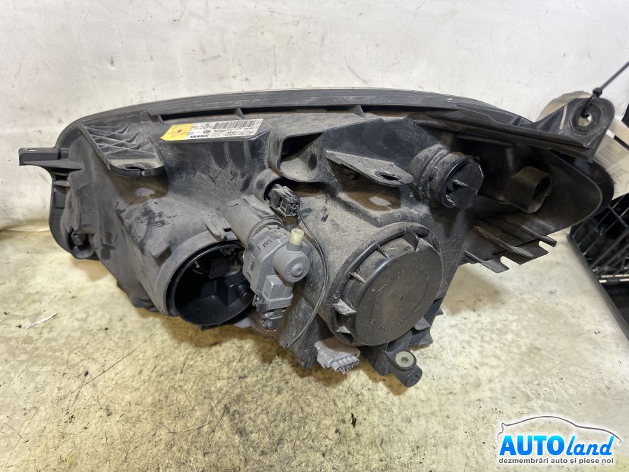 Far Dreapta NISSAN QASHQAI (J10,JJ10) 2007-2026 Cod 26010BR01A