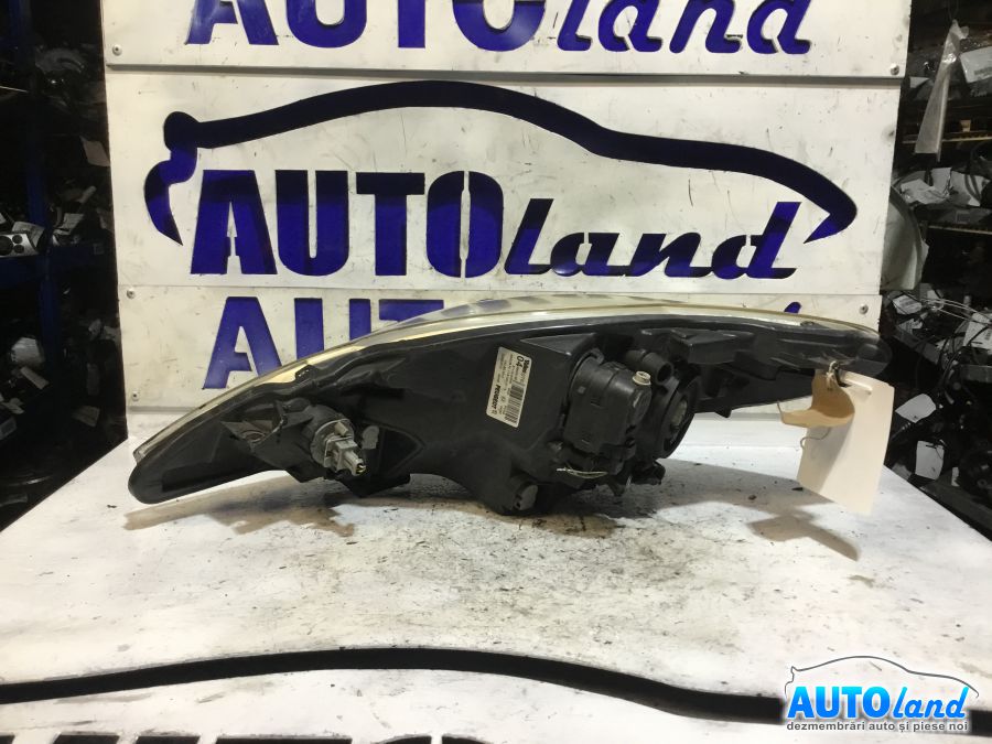 Far Dreapta PEUGEOT 107 2005-2025 Cod 0489033105