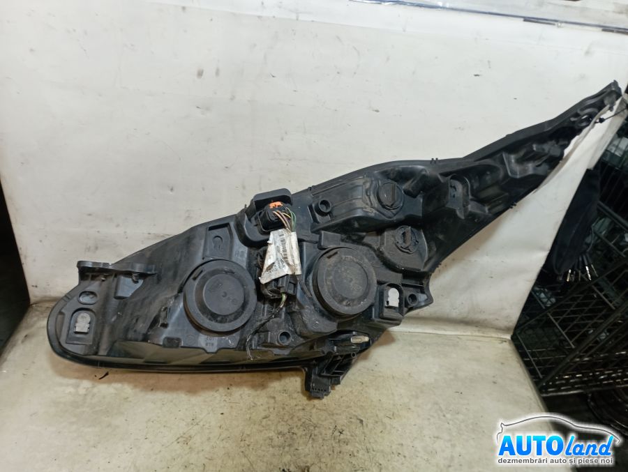 Far Dreapta PEUGEOT 208 2012-2025 Cod 9802221380