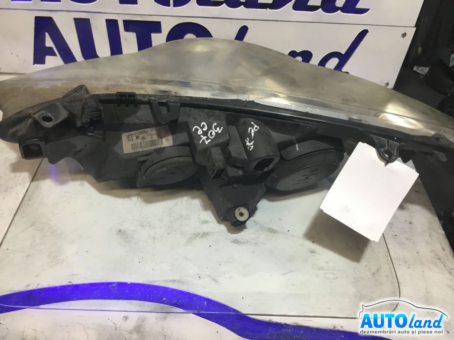 Far Dreapta PEUGEOT 307 CC (3B) 2003-2025