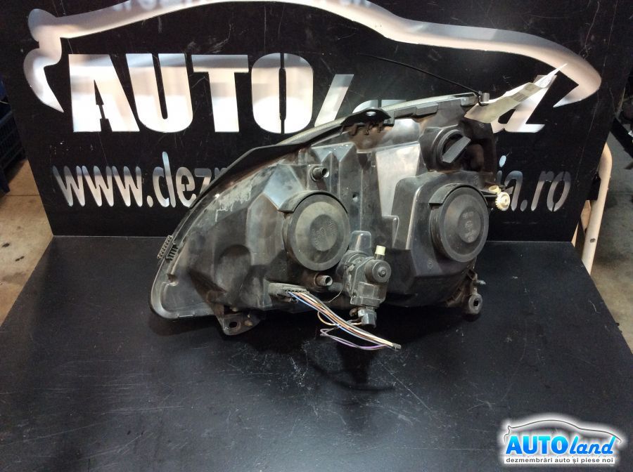 Far Dreapta RENAULT CLIO II 2001-2025