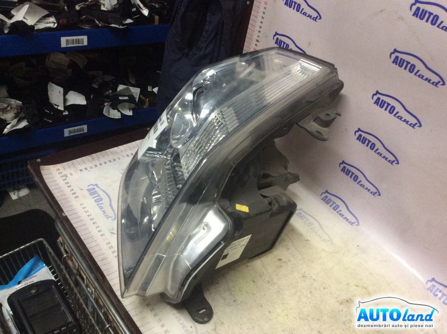 Far Dreapta RENAULT VEL SATIS (BJ0_) 2002-2025 Cod 8200014358