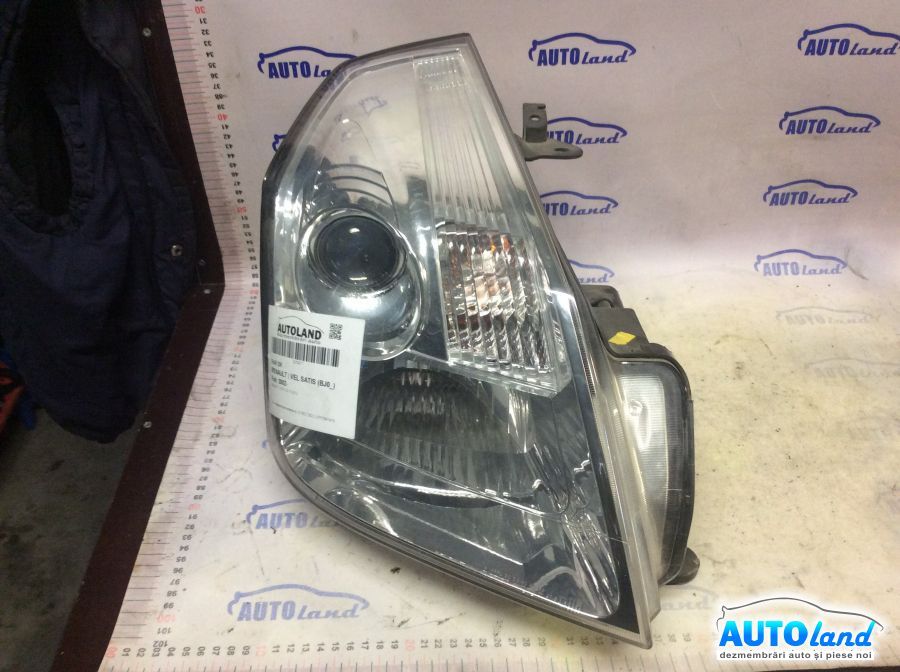 Far Dreapta RENAULT VEL SATIS (BJ0_) 2002-2025 Cod 8200014358