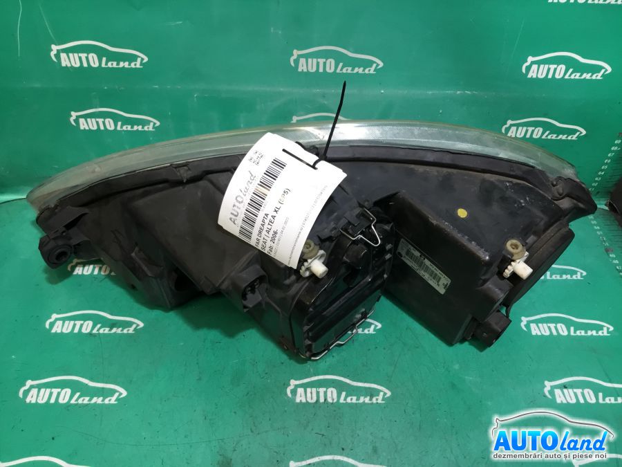 Far Dreapta SEAT ALTEA XL (5P5) 2006-2025 Cod 5P2941034A