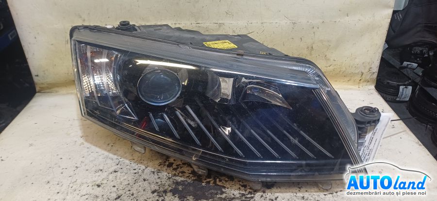 Far Dreapta SKODA OCTAVIA (5E3) 2012-2026 Cod 5E2941018B