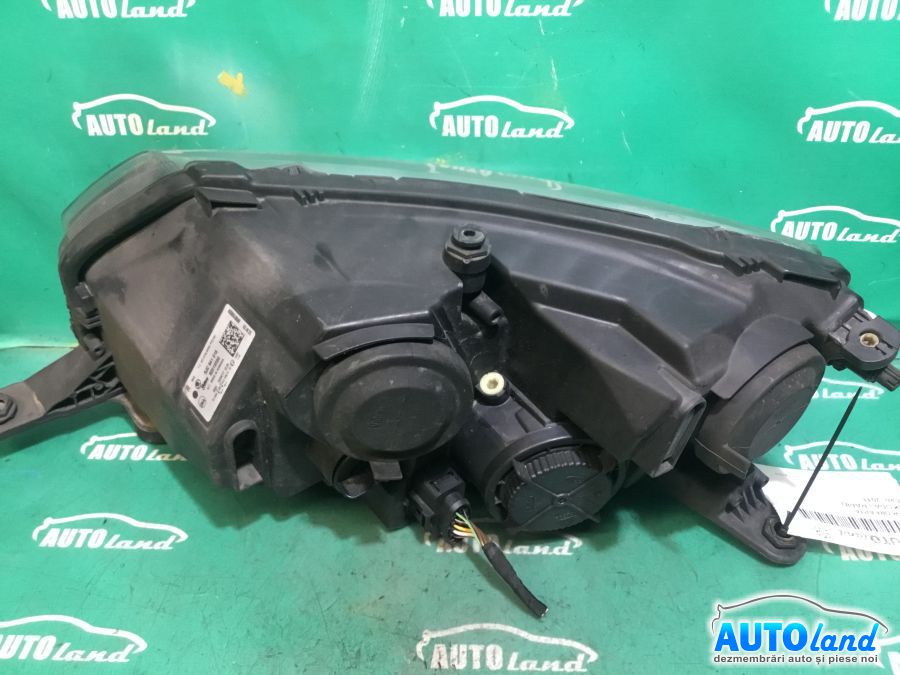 Far Dreapta SKODA RAPID 2011-2025 Cod 5JC941016