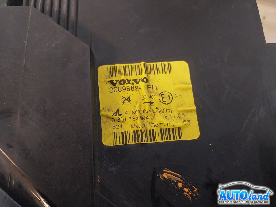 Far Dreapta VOLVO V50 (MW) 2004-2026 Cod 30698894