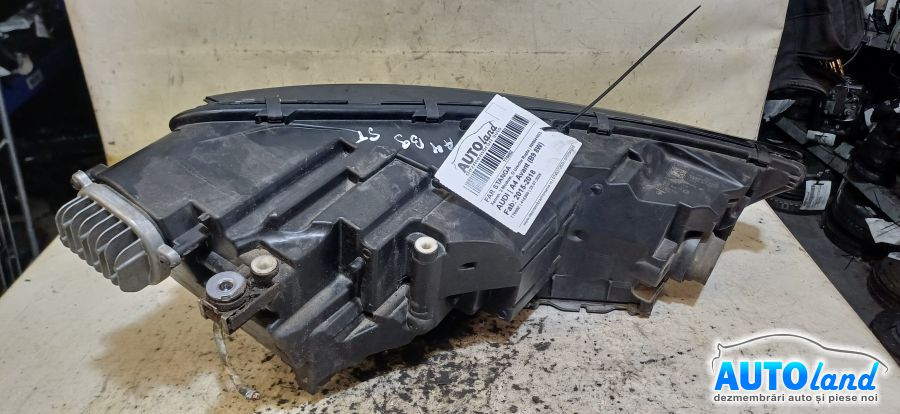 Far Stanga AUDI A4 Avant (B9 8W) 2015-2018 Cod 8W0941033