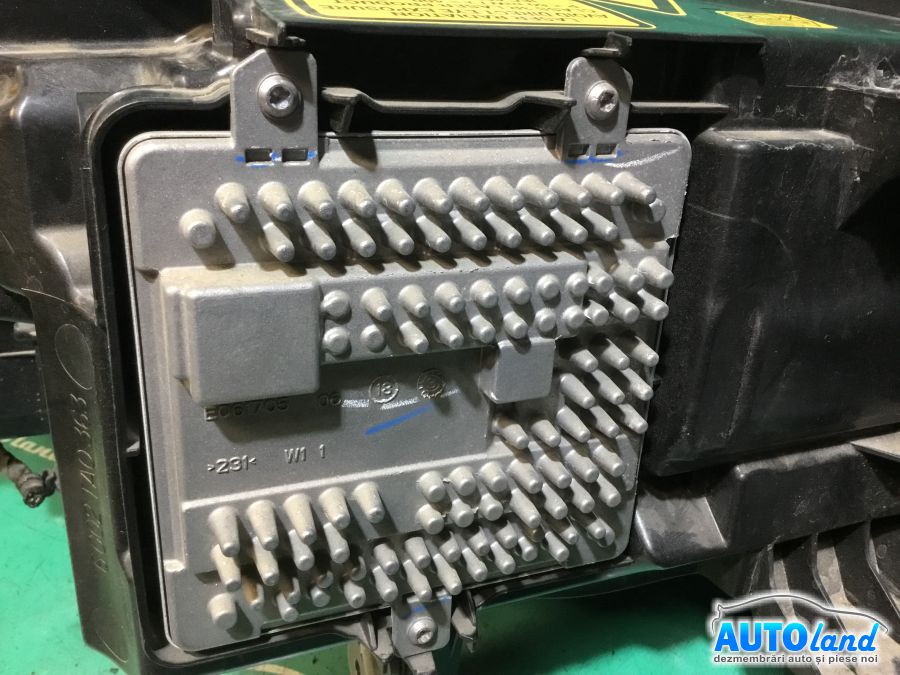 Far Stanga BMW X7 (G07) 2018-2022 Cod 63119852961