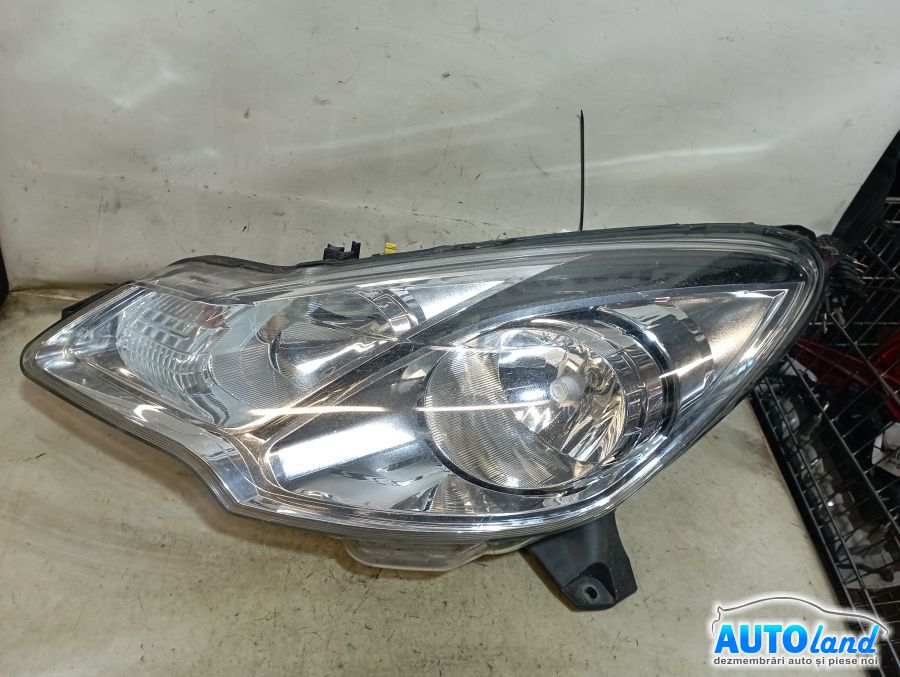 Far Stanga CITROEN C3 II 2009-2025 Cod 9677038380