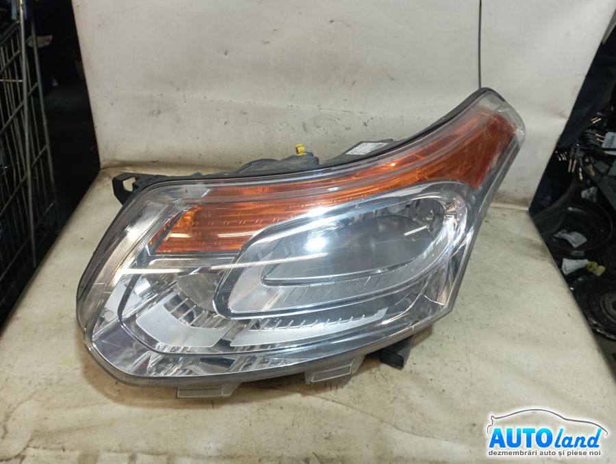 Far Stanga CITROEN C3 Picasso 2009-2025 Cod 9681874080