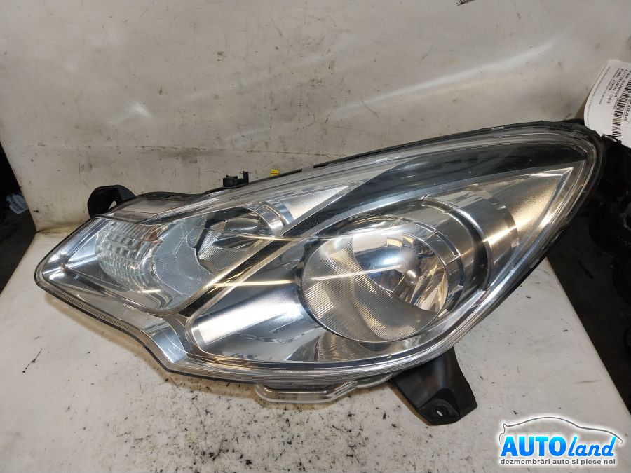 Far Stanga CITROEN DS3 2009-2026 Cod 9677038380