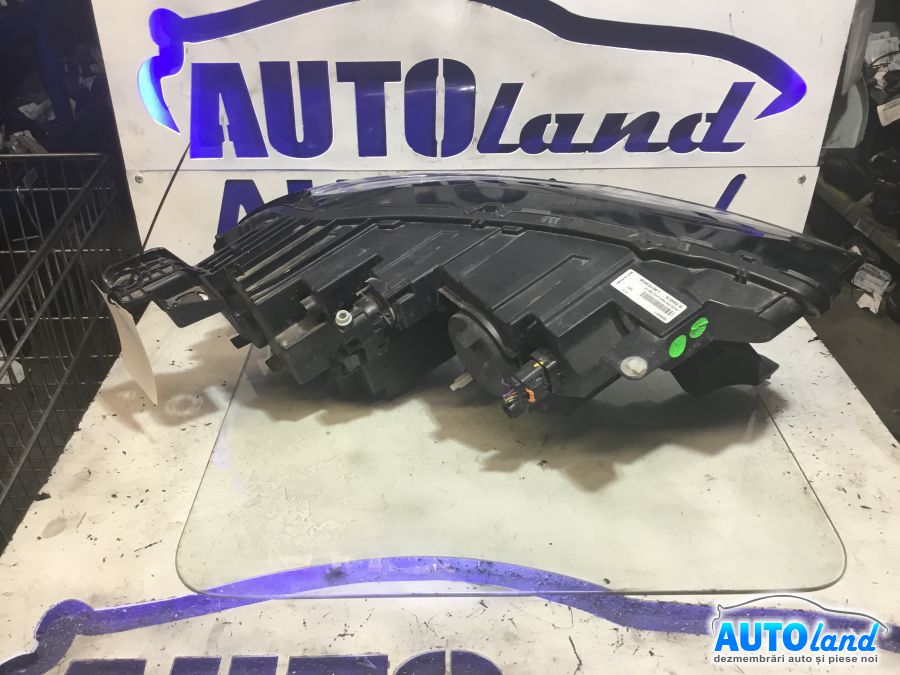 Far Stanga CITROEN DS3 2009-2025 Cod 9820840880