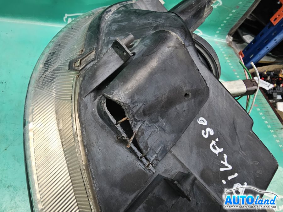 Far Stanga CITROEN XSARA PICASSO (N68) 1999-2025 Cod 9631495180