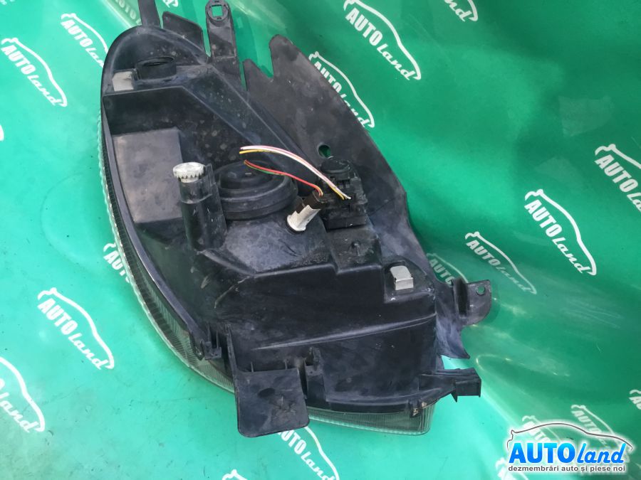 Far Stanga CITROEN XSARA PICASSO (N68) 1999-2025 Cod 9631500180