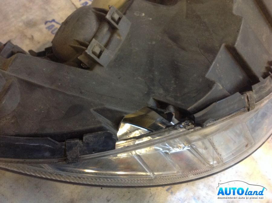 Far Stanga MERCEDES-BENZ A-CLASS (W169) 2004-2025