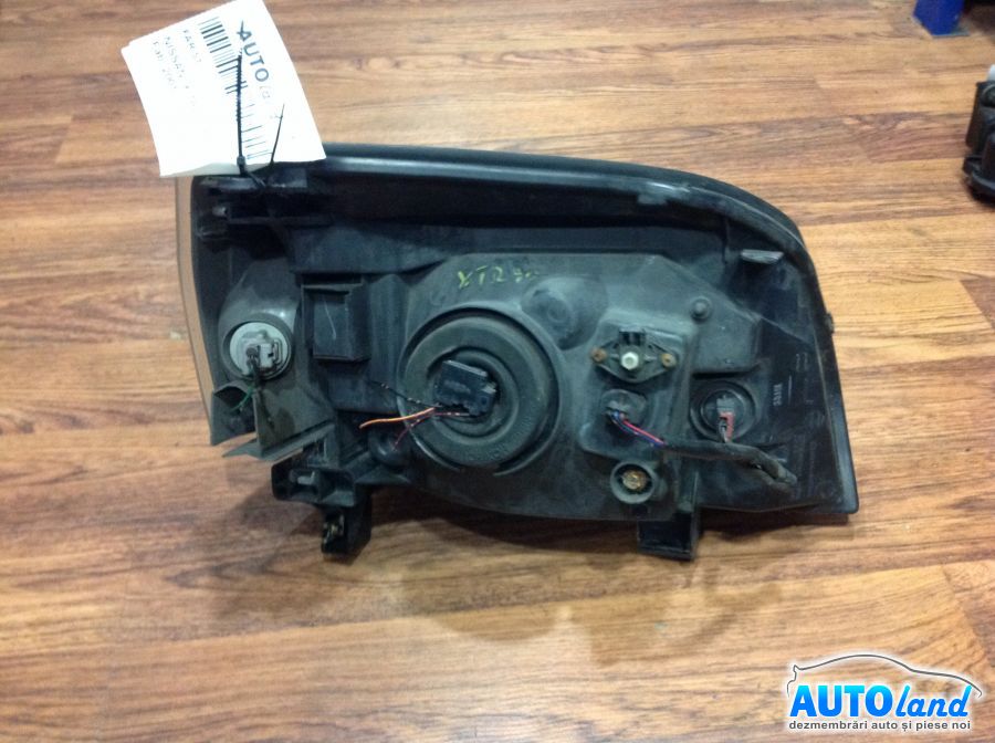 Far Stanga NISSAN X-TRAIL (T30) 2001-2025