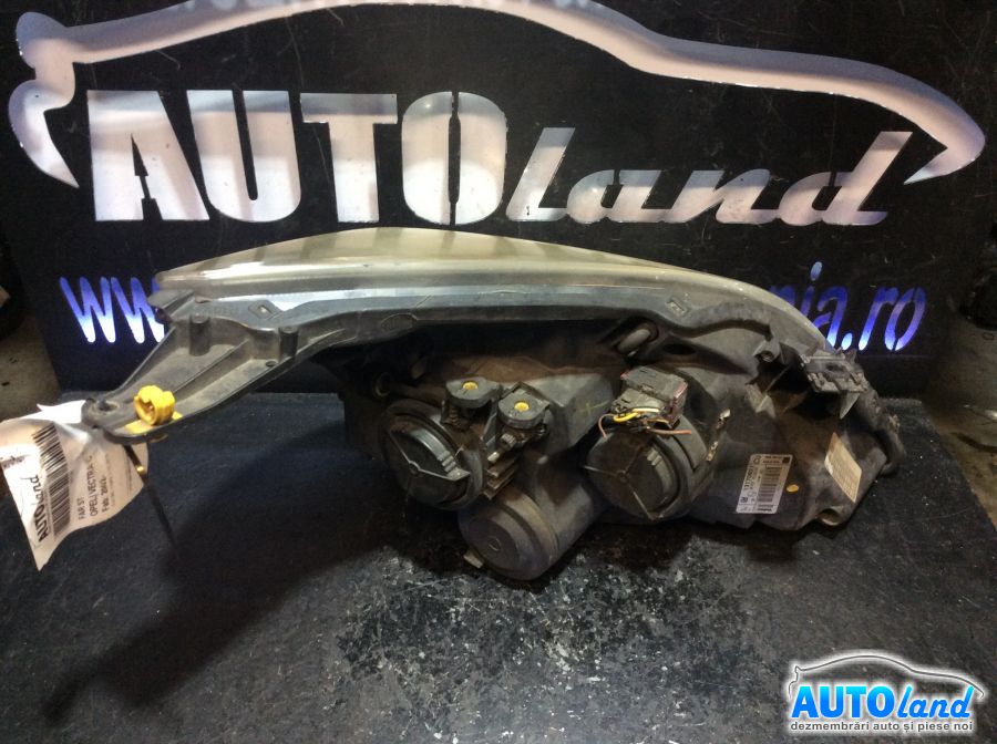 Far Stanga OPEL VECTRA C 2002-2025