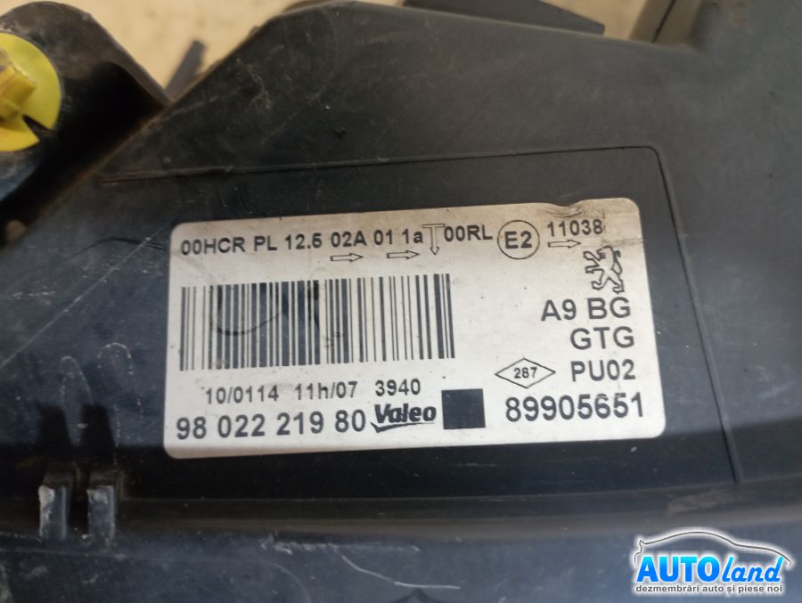 Far Stanga PEUGEOT 208 2012-2025 Cod 9802221980