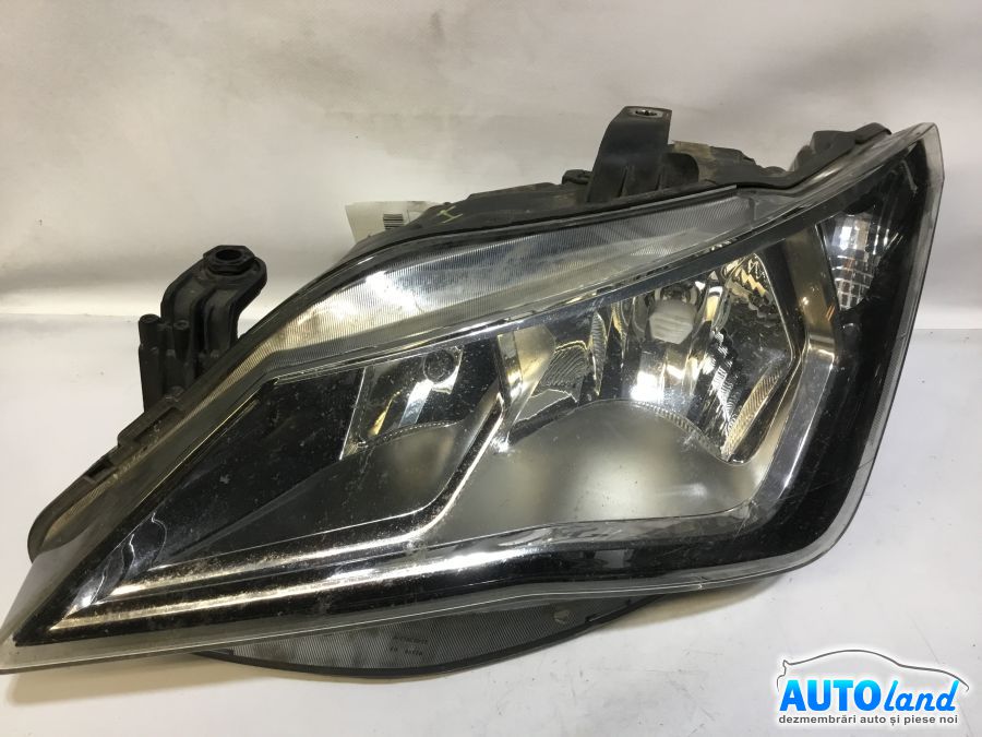 Far Stanga SEAT IBIZA V (6J5) 2008-2025 Cod 6J1941005K