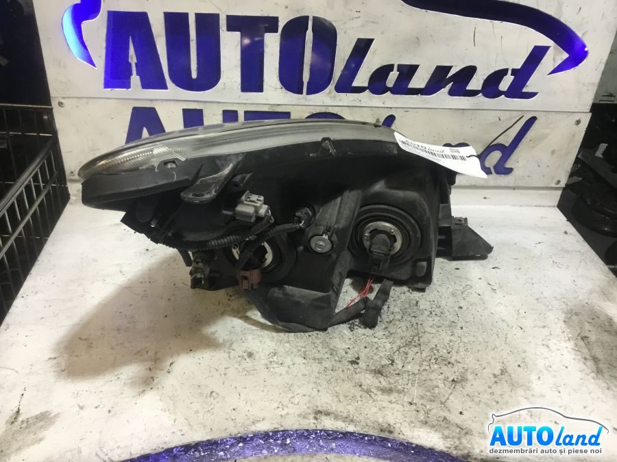 Far Stanga TOYOTA VERSO (_AUR2_,_ZGR2_) 2009-2025