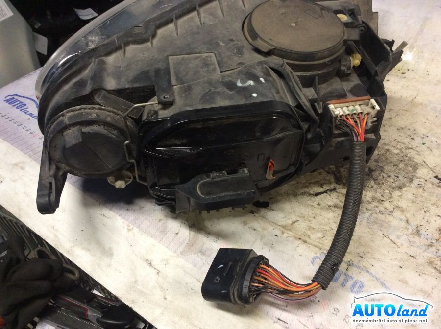 Far Stanga VOLKSWAGEN TOUAREG (7LA,7L6,7L7) 2002-2025