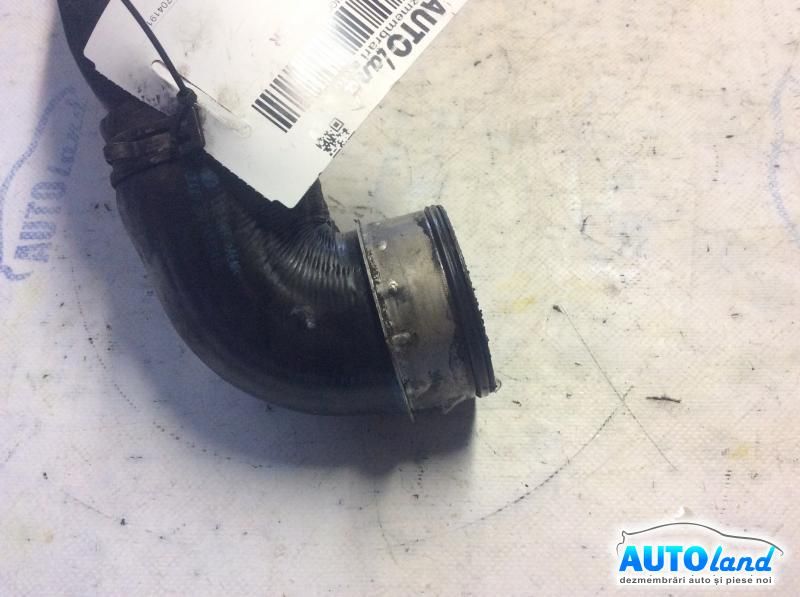 Furtun Intercooler Turbo AUDI A4 (8E2,B6) 2000-2004 Cod 3B0145834P