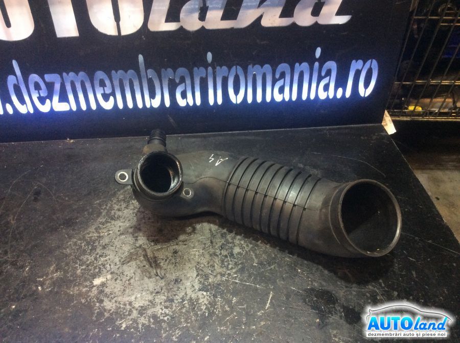 Furtun Intercooler Turbo AUDI A4 (8E2,B6) 2000-2004 Cod 8E0129615