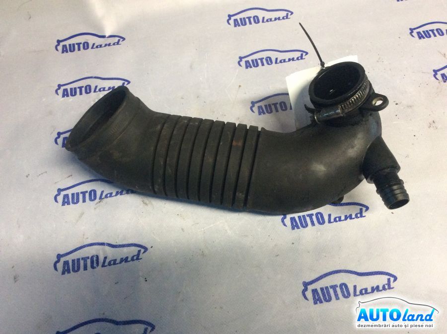 Furtun Intercooler Turbo AUDI A4 (8E2,B6) 2000-2004 Cod 8E0129615