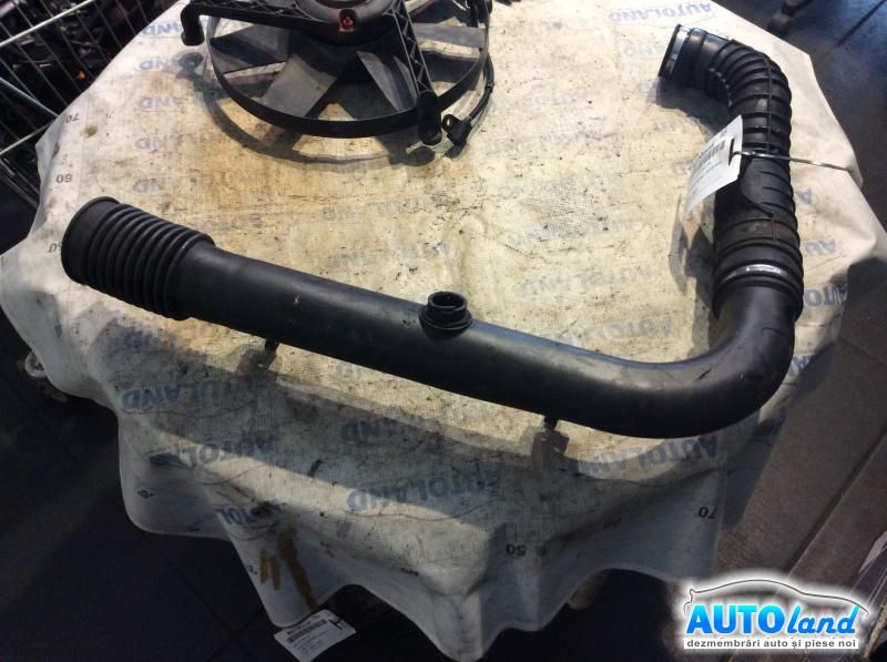 Furtun Intercooler Turbo MERCEDES-BENZ VITO bus (638) 1996-2003 Cod A6385282482