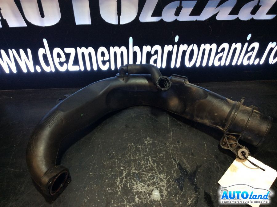 Furtun Intercooler Turbo RENAULT MEGANE III Hatchback (BZ0/1_) 2008-2025 Cod 82006457203