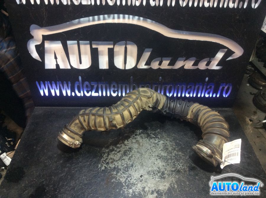 Furtun Intercooler Turbo RENAULT TRAFIC II bus (JL) 2001-2025 Cod 8200607746