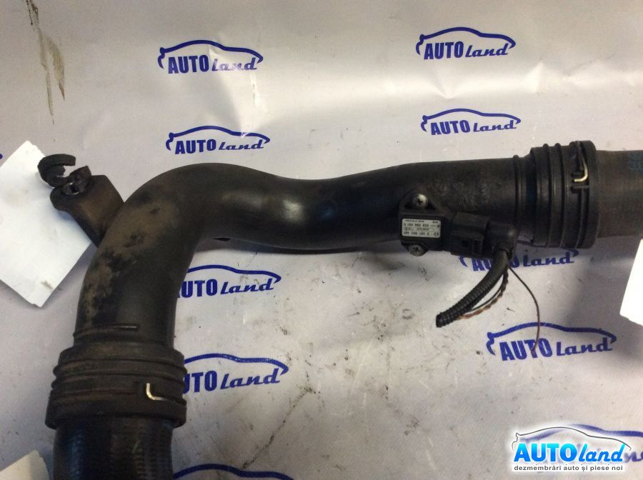 Furtun Intercooler Turbo VOLKSWAGEN GOLF V (1K1) 2003-2025 Cod 1K0145762L