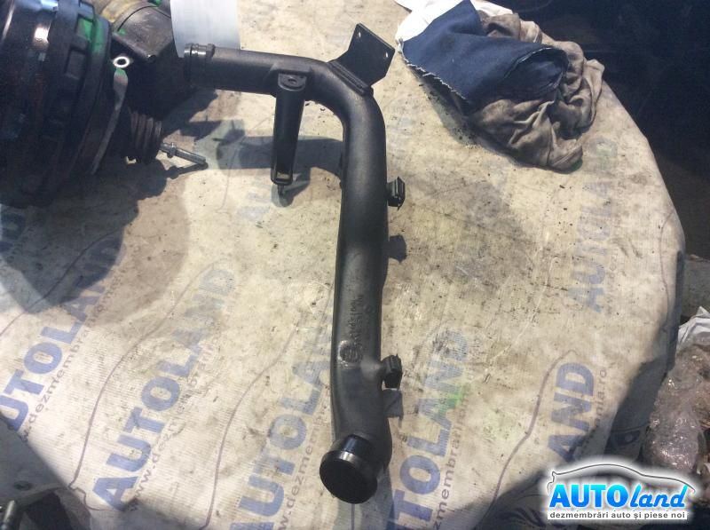 Furtun Intercooler Turbo VOLKSWAGEN PASSAT (3B2) 1996-2000 Cod 8D0145840I