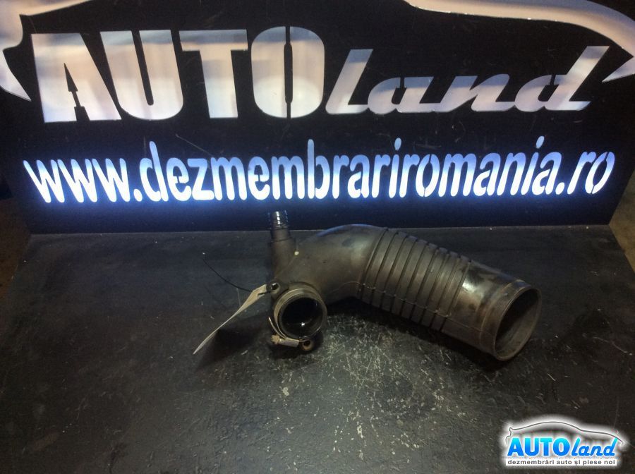 Furtun Intercooler Turbo VOLKSWAGEN PASSAT (3B3) 2000-2005 Cod 8D0129615K