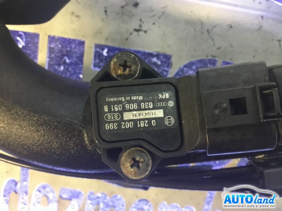 Furtun Intercooler Turbo VOLKSWAGEN PASSAT (3B3) 2000-2005 Cod 8D0145840S