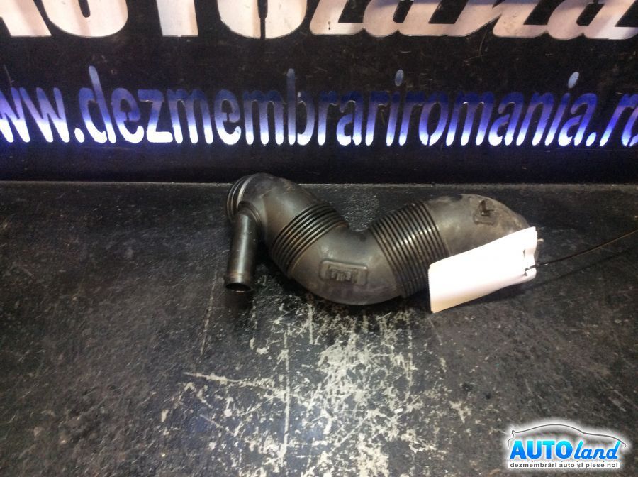 Furtun Intercooler Turbo VOLKSWAGEN PASSAT (3C2) 2005-2025 Cod 3C0129654M