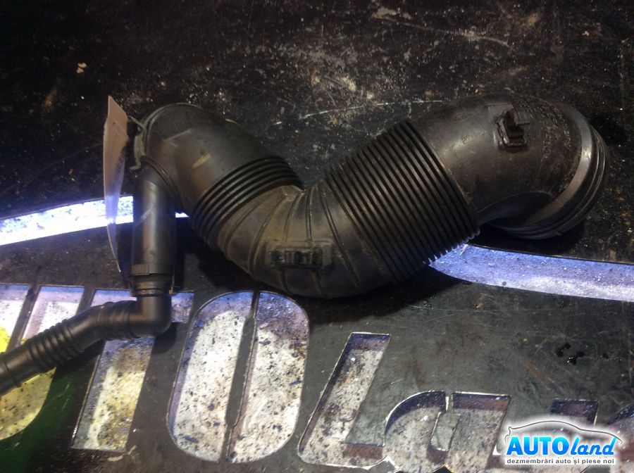 Furtun Intercooler Turbo VOLKSWAGEN PASSAT (3C2) 2005-2025 Cod 3C0129654P