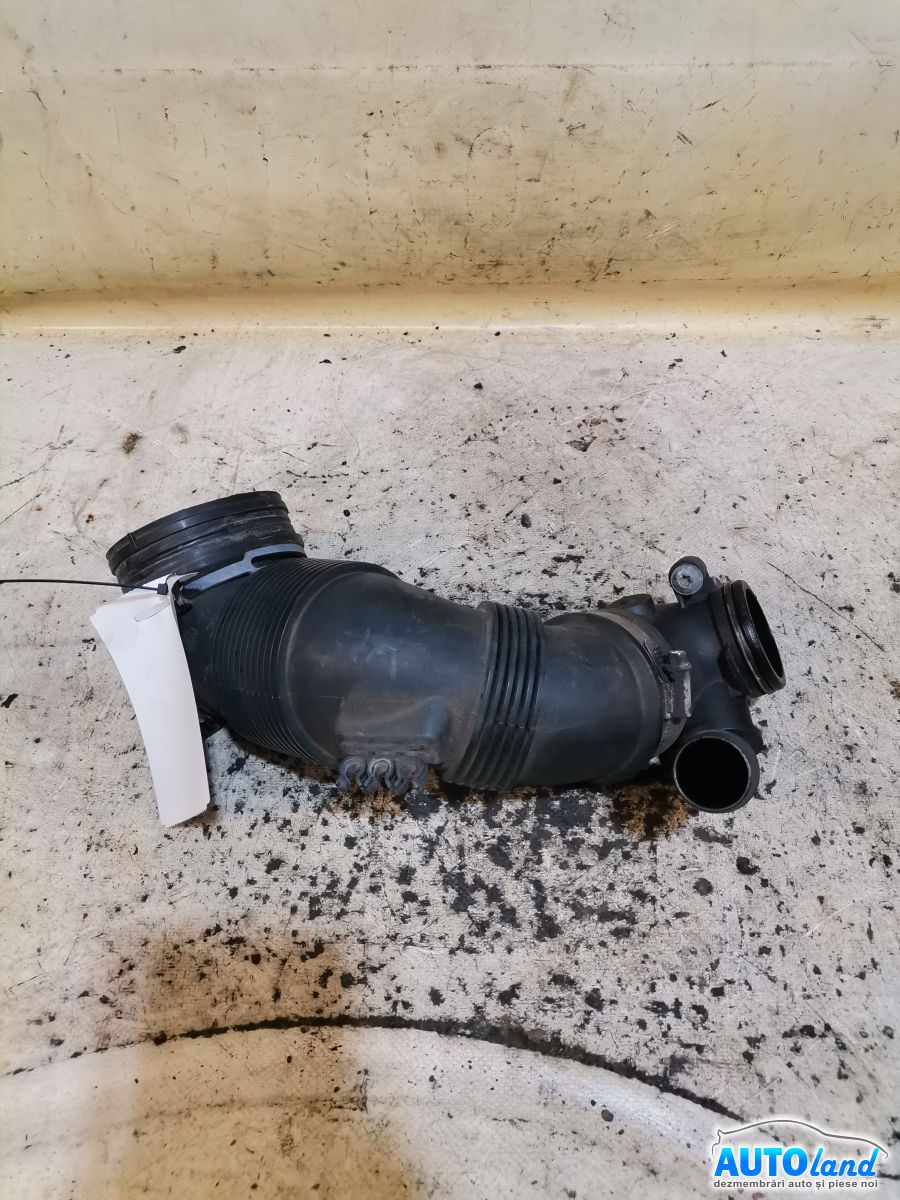 Furtun Intercooler Turbo VOLKSWAGEN PASSAT VARIANT (B8) 2014-2019 Cod 5Q0129654E