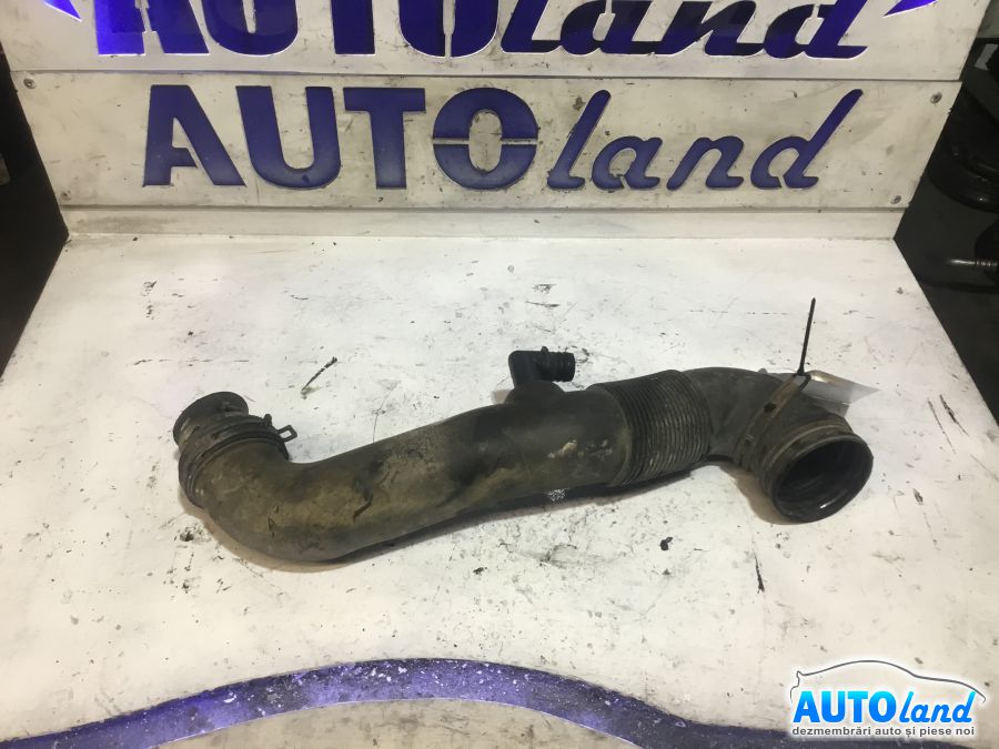 Furtun Intercooler Turbo VOLKSWAGEN TRANSPORTER V bus (7HB,7HJ) 2003-2025 Cod 7H0129615D