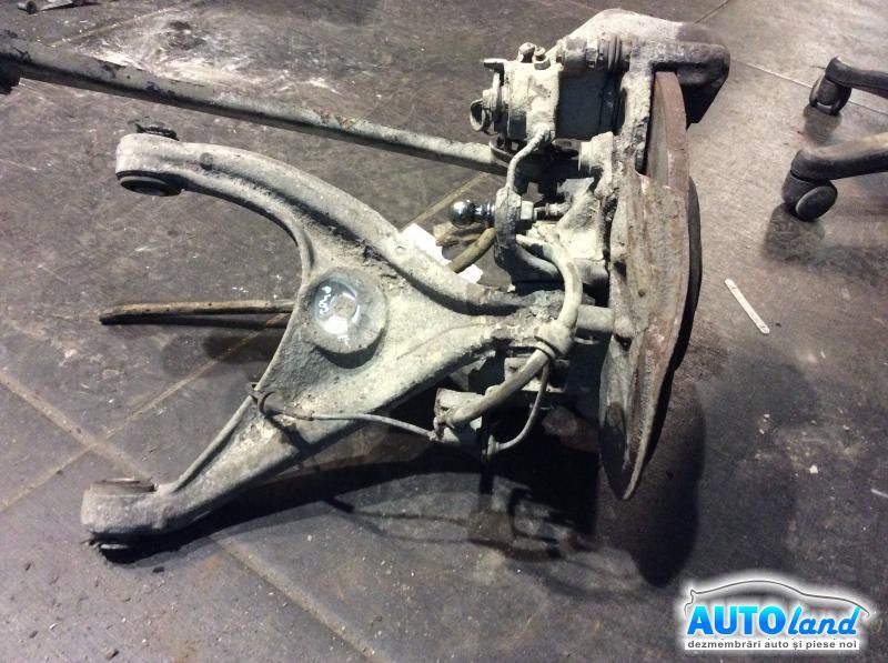 Fuzeta Spate Stanga PEUGEOT 407 (6D_) 2004-2025