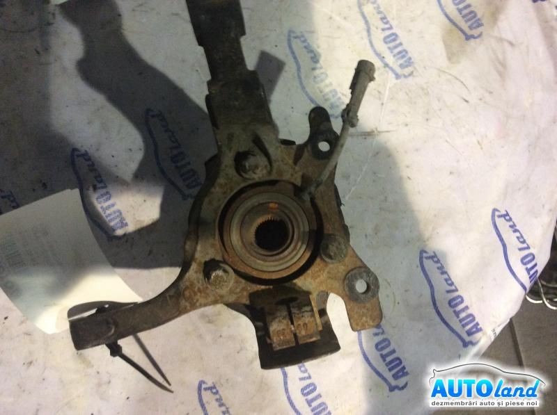 Fuzeta Stanga OPEL ZAFIRA (F75_) 1999-2005 Cod 90498808